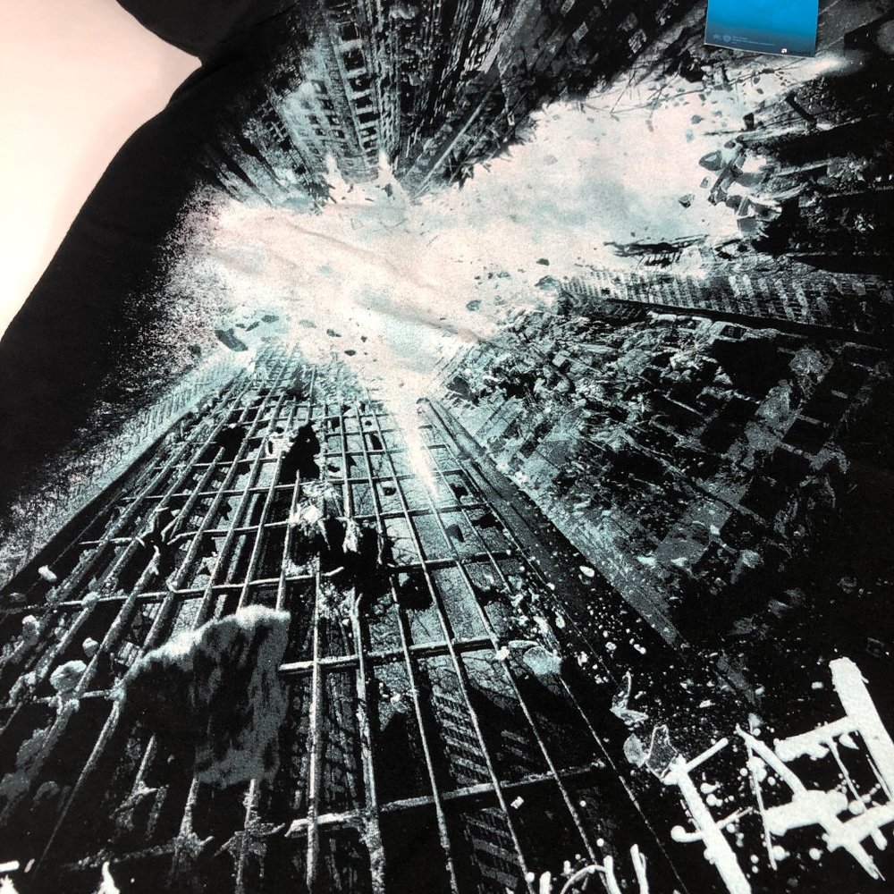 The Dark Night Shirt Men Extra Large Black Big Graphic Print T Shirt Batman 2008 - Picture 3 of 8